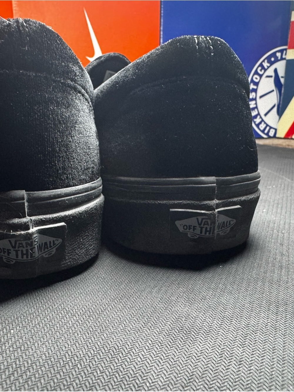 Vans Black Slip-On Loafers with Off The Wall Heel Logo velvet 8.5 men